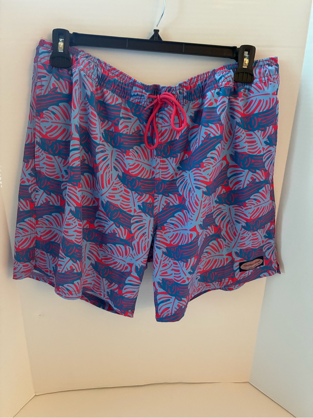 Women’s VINEYARD VINES Swim Trunks XL